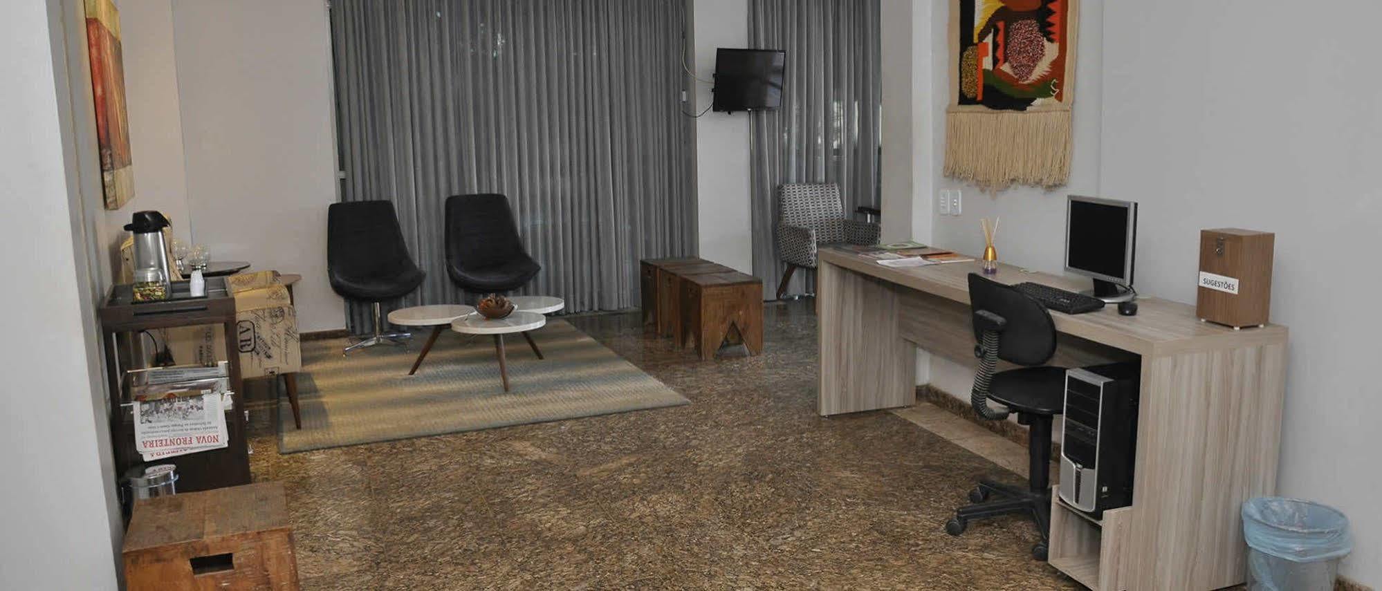 Center Apart Hotel Barreiras  Buitenkant foto